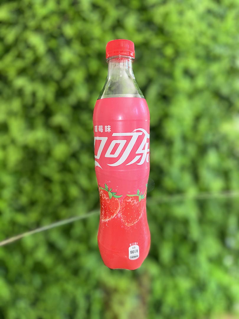 Coca Cola Strawberry Flavor (China)