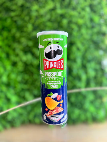 Limited Edition Pringles Passport Flavor Italian Style Pepperoni Pizza (UK)