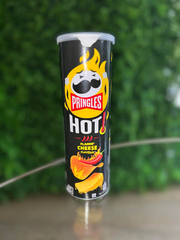 Pringles Hot Flamin Cheese Flavor  (UK)