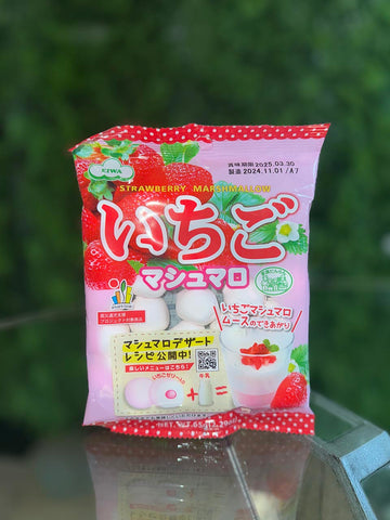 Eiwa Strawberry Filled Marshmallow Flavor (Japan)