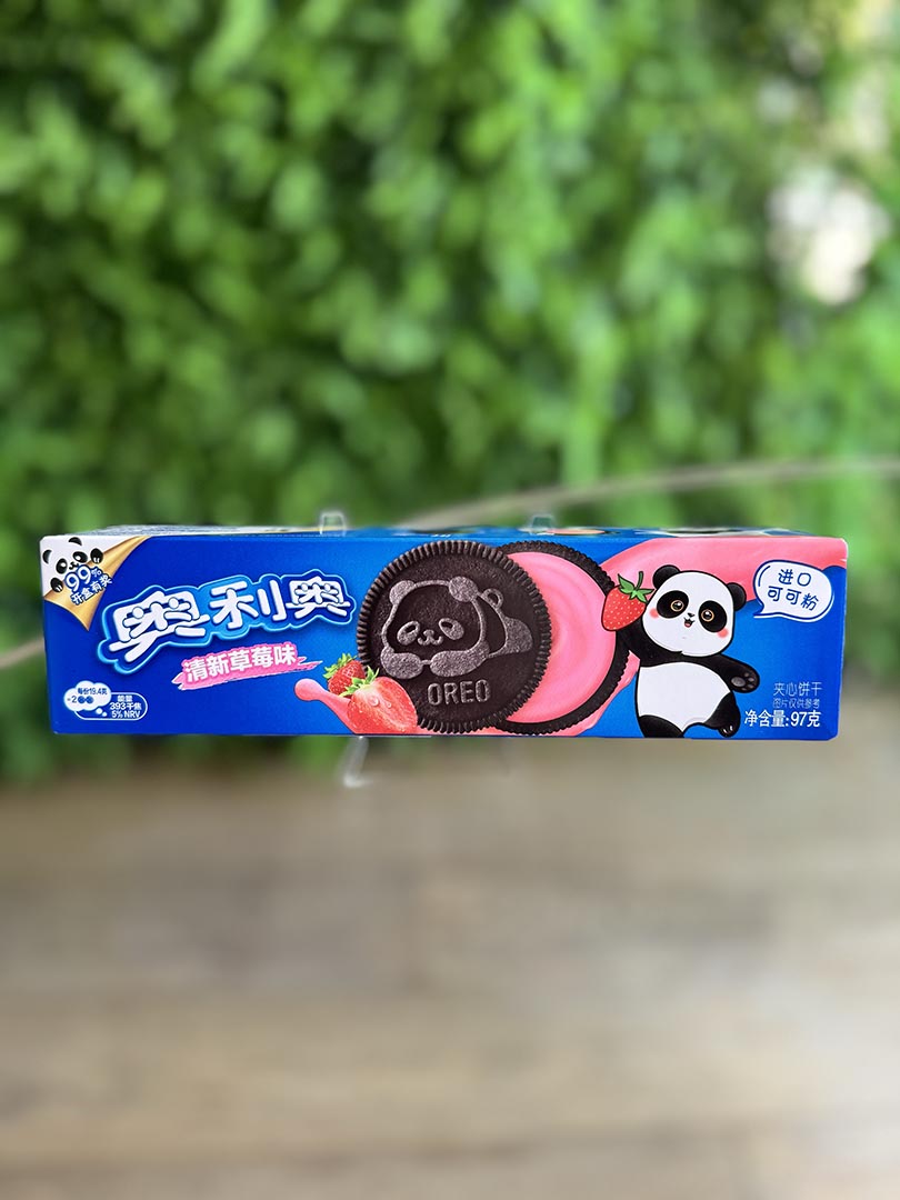 Oreo Panda Strawberry Filled Cookies (China)
