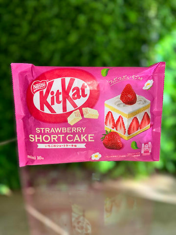 Kit Kat Strawberry Short Cake Flavor (Japan)