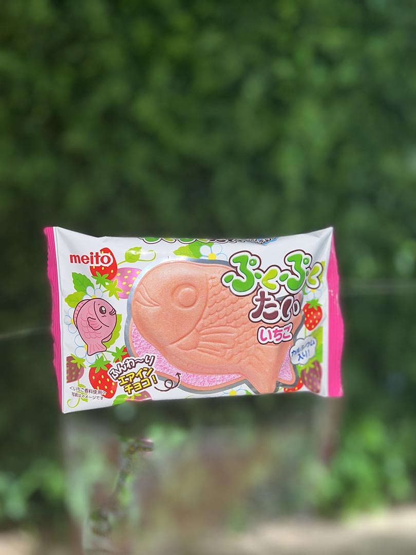 Meito Strawberry Filled Fish Cookies (Japan)