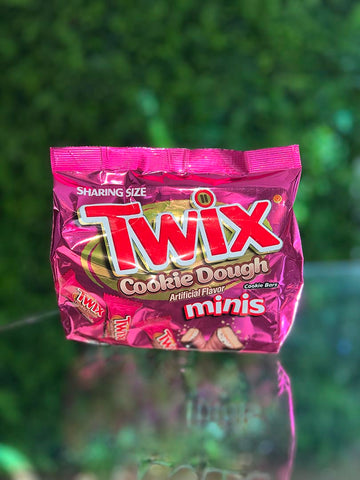 Twix Cookie Dough Minis (Sharing Size)