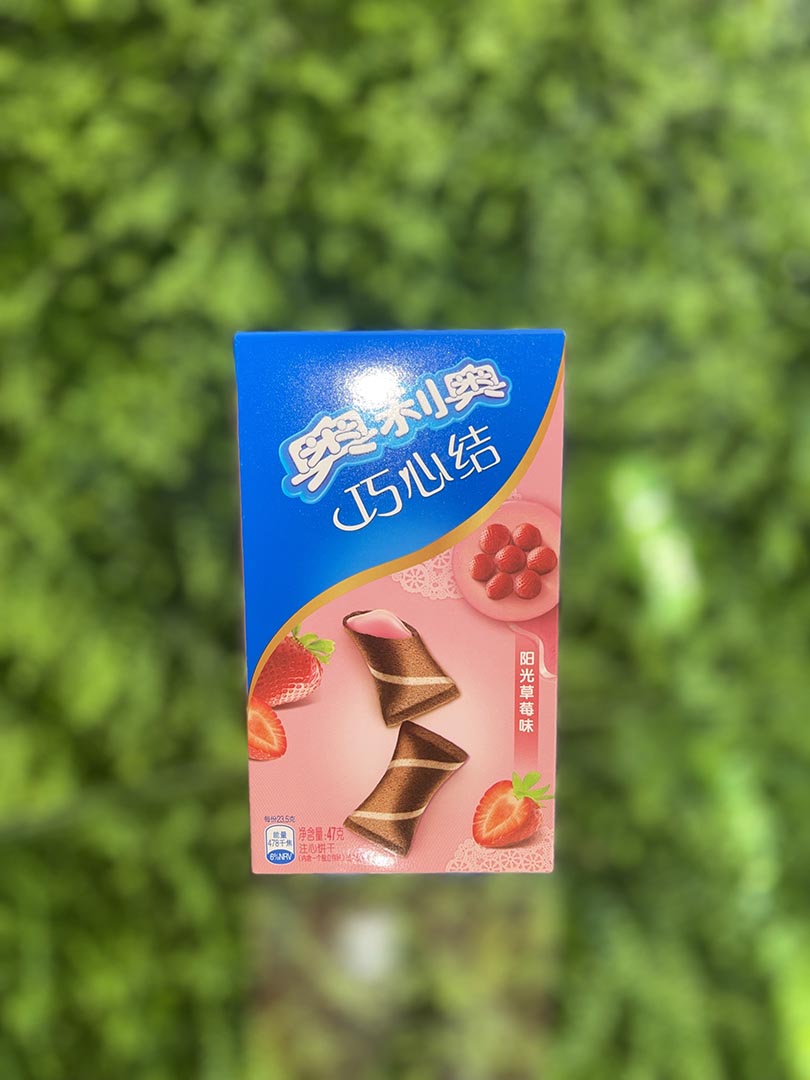 Oreo Strawberry Filled Chocolate Wafer Bites (China)